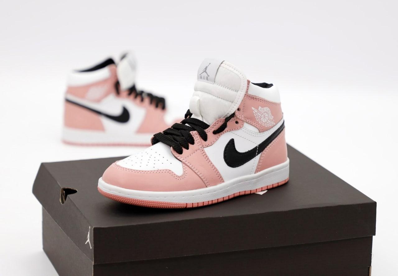 Жіночі кросівки Nike Air Jordan 1 Pink White Найк Аір Джордан 1 високі шкіряні рожеві демісезон
