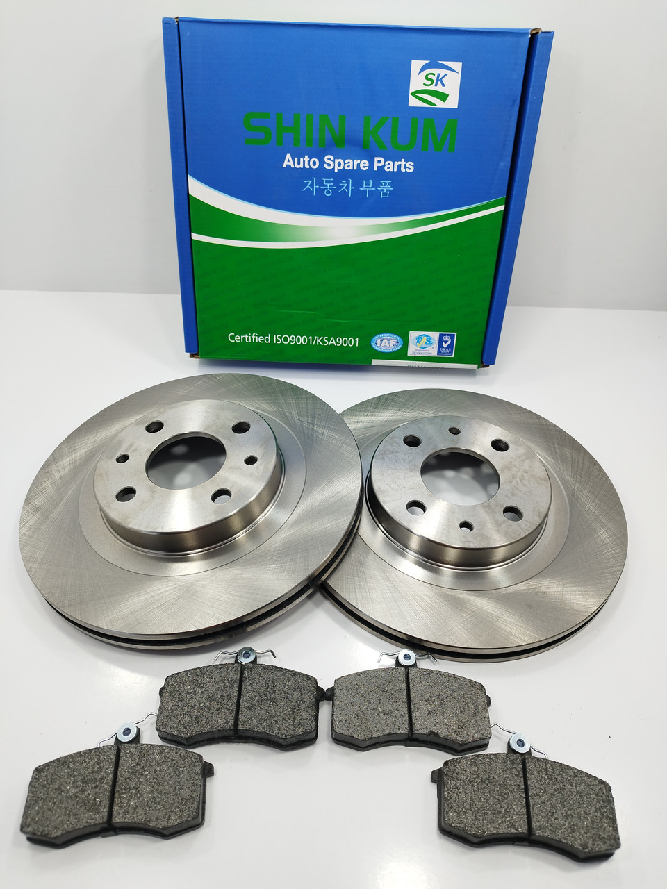Диск передній гальмівний R14 (к-т 2 штуки+ колодки) ВАЗ 2110 2111 2112 SHIN KUM Корея, фото 1