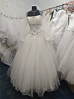 Весільна сукня 42-44-46 розміру, б/в , шампань