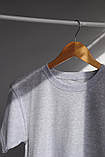 Світло сіра базова унісекс футболка оверсайз fruit of the loom Valuweight сіро лілова, фото 6