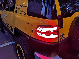 Ліхтарі Toyota FJ Cruiser тюнінг Full led оптика (V1)