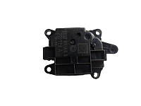 Б/У Шаговый двигатель печки 277326RF1A NISSAN Qashqai 21-, Pathfinder R53 21-, X-Trail T33 21-