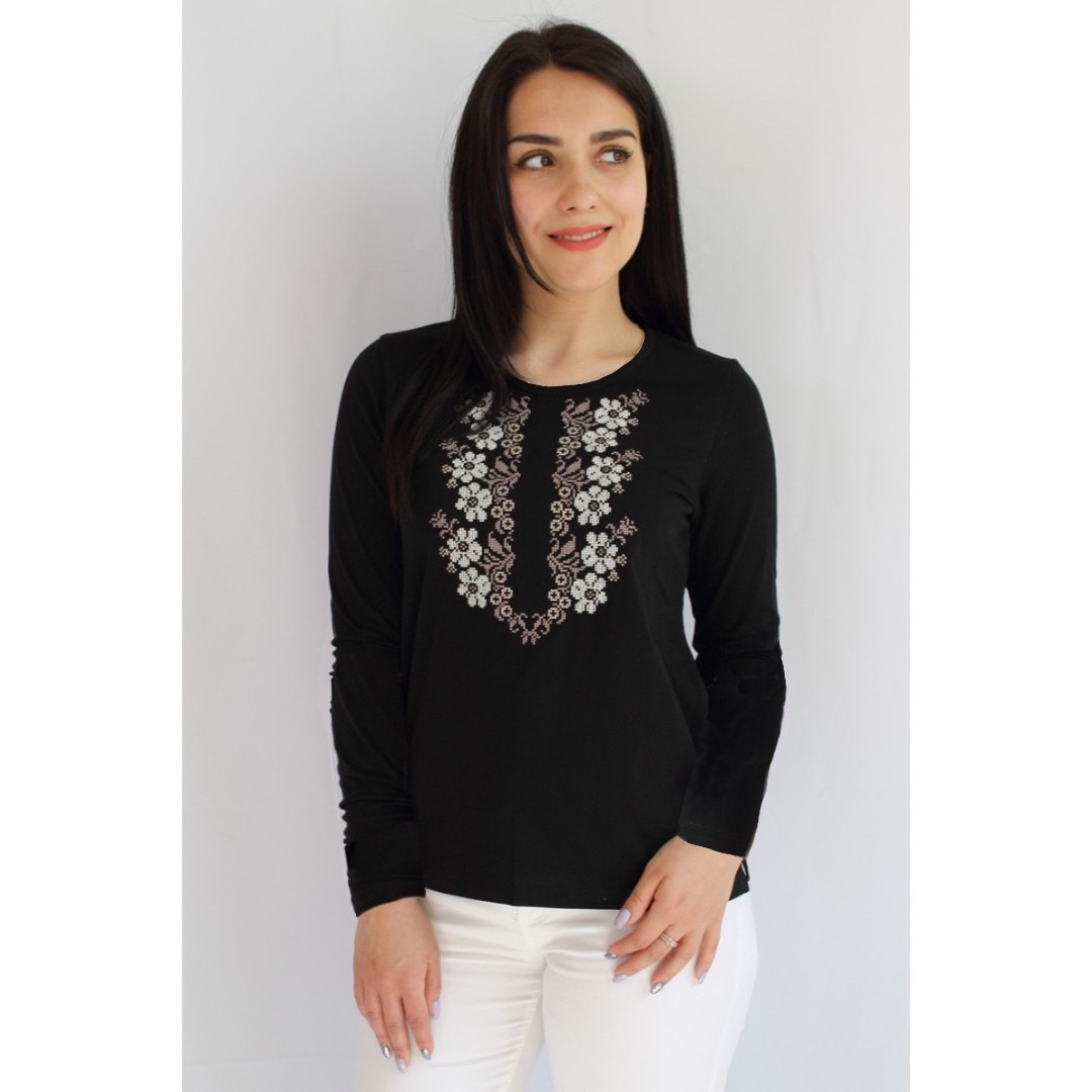 Чорний жіночий реглан з вишитими квітами, фото 1