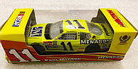 Машинка Action 1:43 - Chevrolet Monte Carlo - 2006 Paul Menard #11 - NASCAR - 0708-11