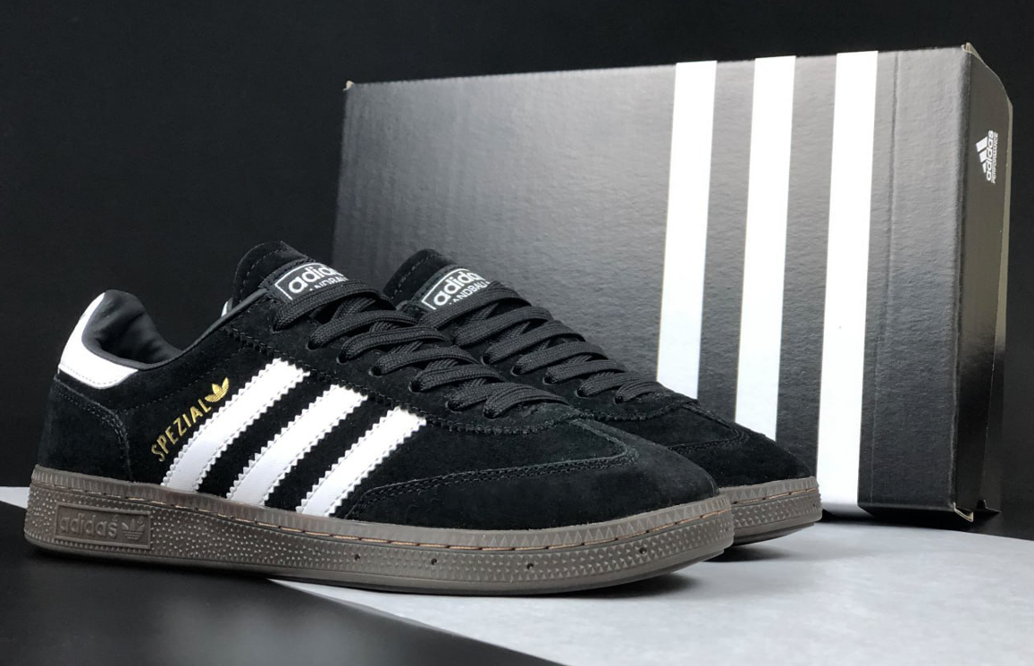 Чоловічі кросівки Adidas Handball Spezial Black White Взуття Адідас Спеціал Спешл чорно-білі замшеві кеди низькі весна осінь