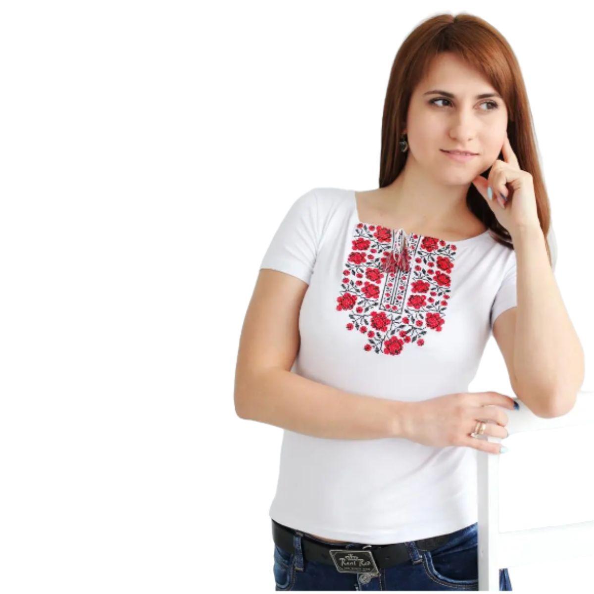 Жіноча вишита футболка, фото 1