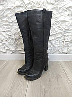 Жіночі зимові чоботи Valure високі чорні натуральна шкіра товстий каблук Розмір 38