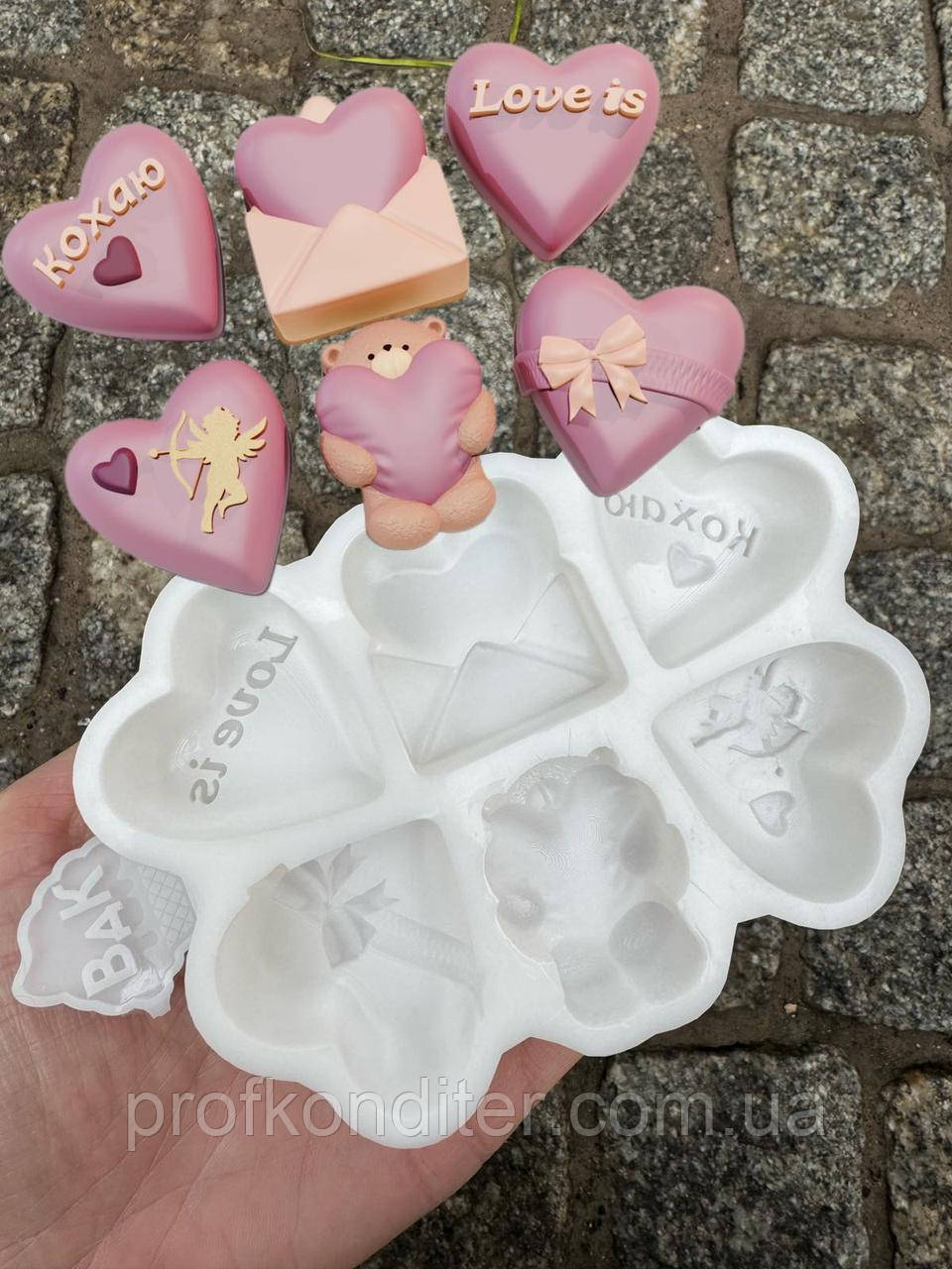 Ексклюзив! Силіконовий молд для шоколаду та ін "Цукерки-серця LOVE IS  №3", фото 1