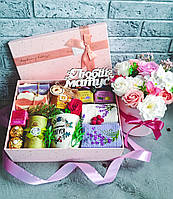 Подарочный набор с букетом мыльных цветов для мамы или жены на день рождения Подарок ко дню матери