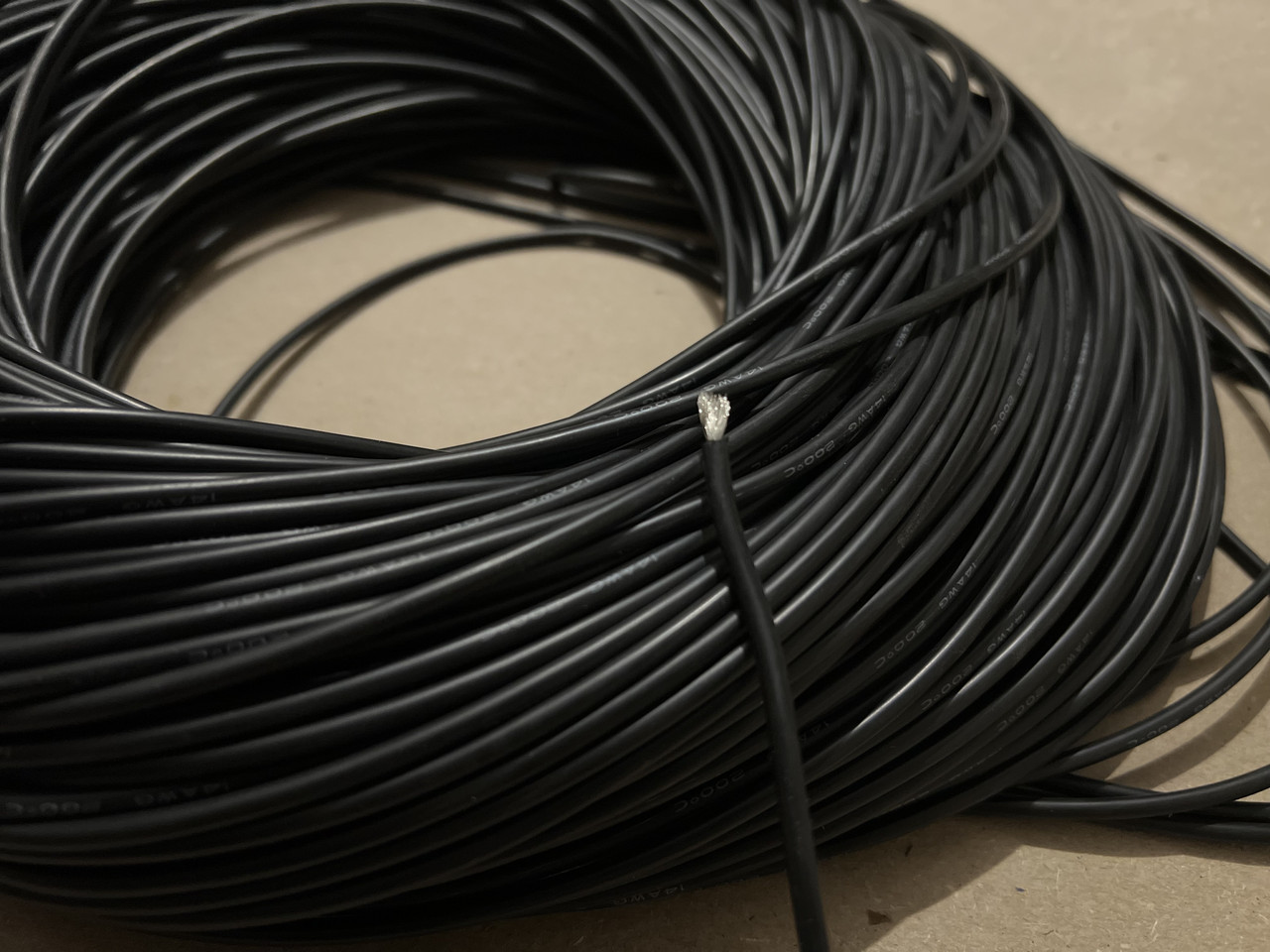Кабель багатожильний 16AWG у силіконовій ізоляції чорний, фото 1