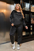 Женский черный спортивный костюм велюровый со стразами большие размеры