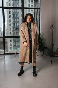 Еко шуба тедді жіноча довга зимова оверсайз з поясом бежева