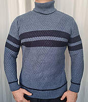 Мужской теплый свитер светло синий цвет из шерсти. Размер M L XL. Отличного качества.
