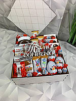 Набор подарочный со сладостями для девушки бокс в форме квадрата для жены, мамы, ребенка Nbox-69