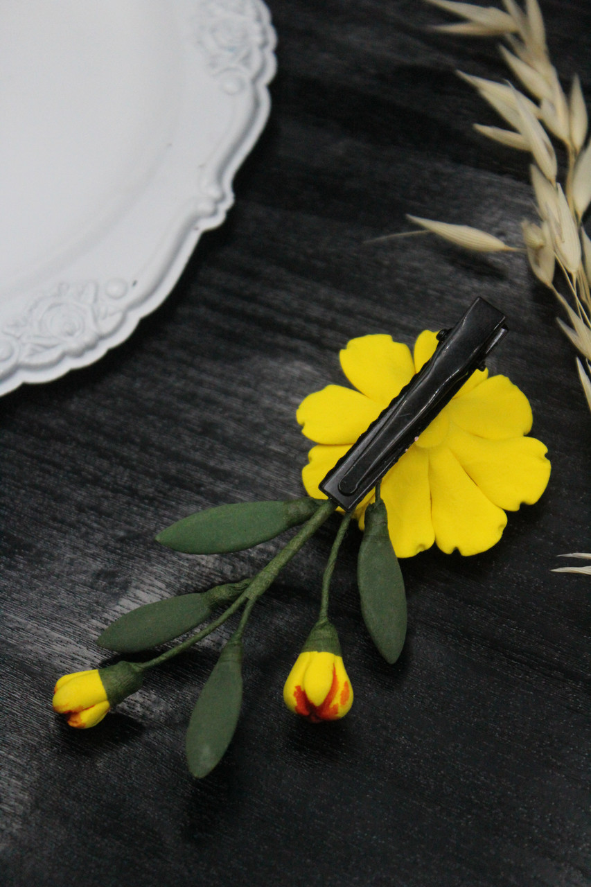 Заколка для волос в украинском стиле с чорнобривцем и листиками. Подарок девушке, женщине - фото 7 - id-p2065213084
