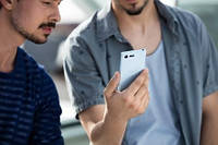 Новий компактний смартфон Xperia XCompact в Україні