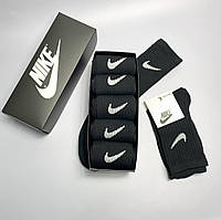 Красивый набор носков мужских Nike на 5 пар 41-45 р высокие и универсальные в фирменной упаковке черные