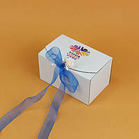 Біла коробка картонна з друком логотипу 150*95*85 мм - упак 10 шт - Фірмові коробки з принтом з стрічкою