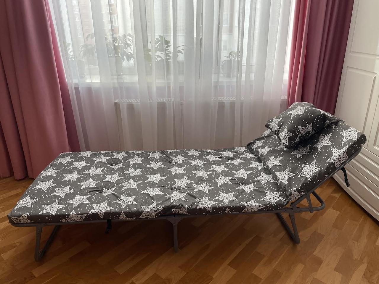 Розкладачка ліжко розкладне туристичне одномісне з матрацом для дому пікніка для гостей
