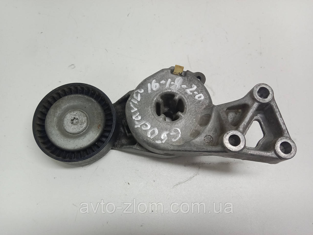 Натягувач ременя генератора Volkswagen Golf, Skoda Octavia 1.6-1.8-2.0. 06A903315E.