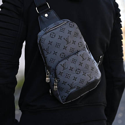 Чоловіча сумка-слінг Louis Vuitton Grey барсетка еко шкіри з регульованим ремінцем через плече для чоловіків, фото 1
