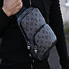 Чоловіча сумка-слінг Louis Vuitton Grey барсетка еко шкіри з регульованим ремінцем через плече для чоловіків, фото 7