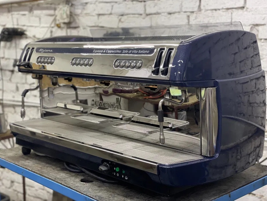Кавомашина професійна Faema Stylema 3 Grupy