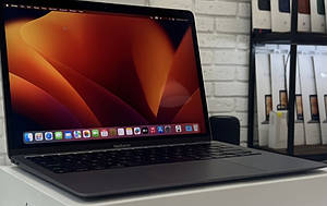 Apple MacBook Air M1 (2020)