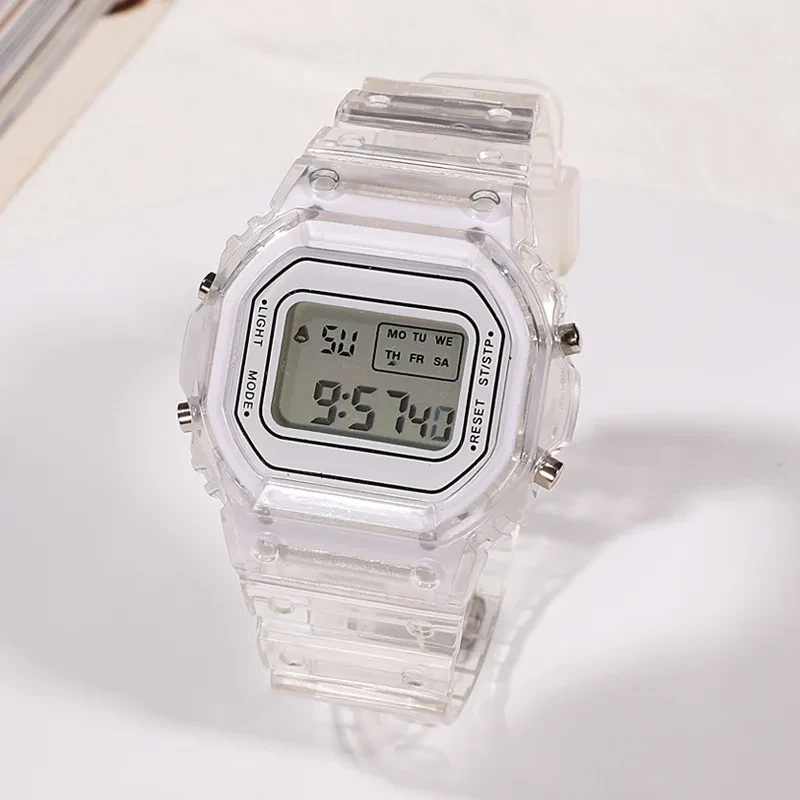 Прозорий цифровий годинник вінтажний із підсвіткою білий
