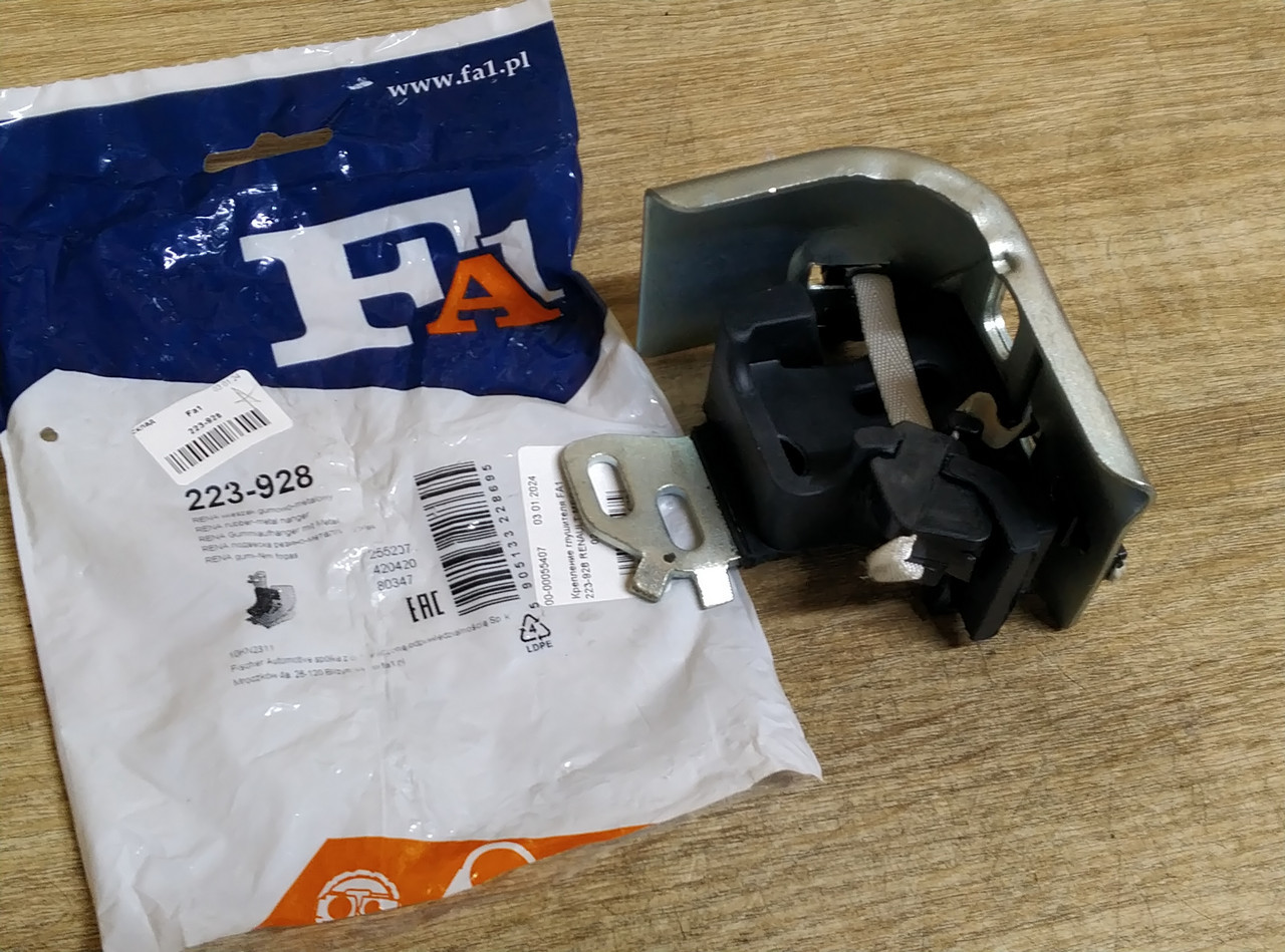 Кріплення глушника FA1 223-928 RENAULT MEGANE 02->