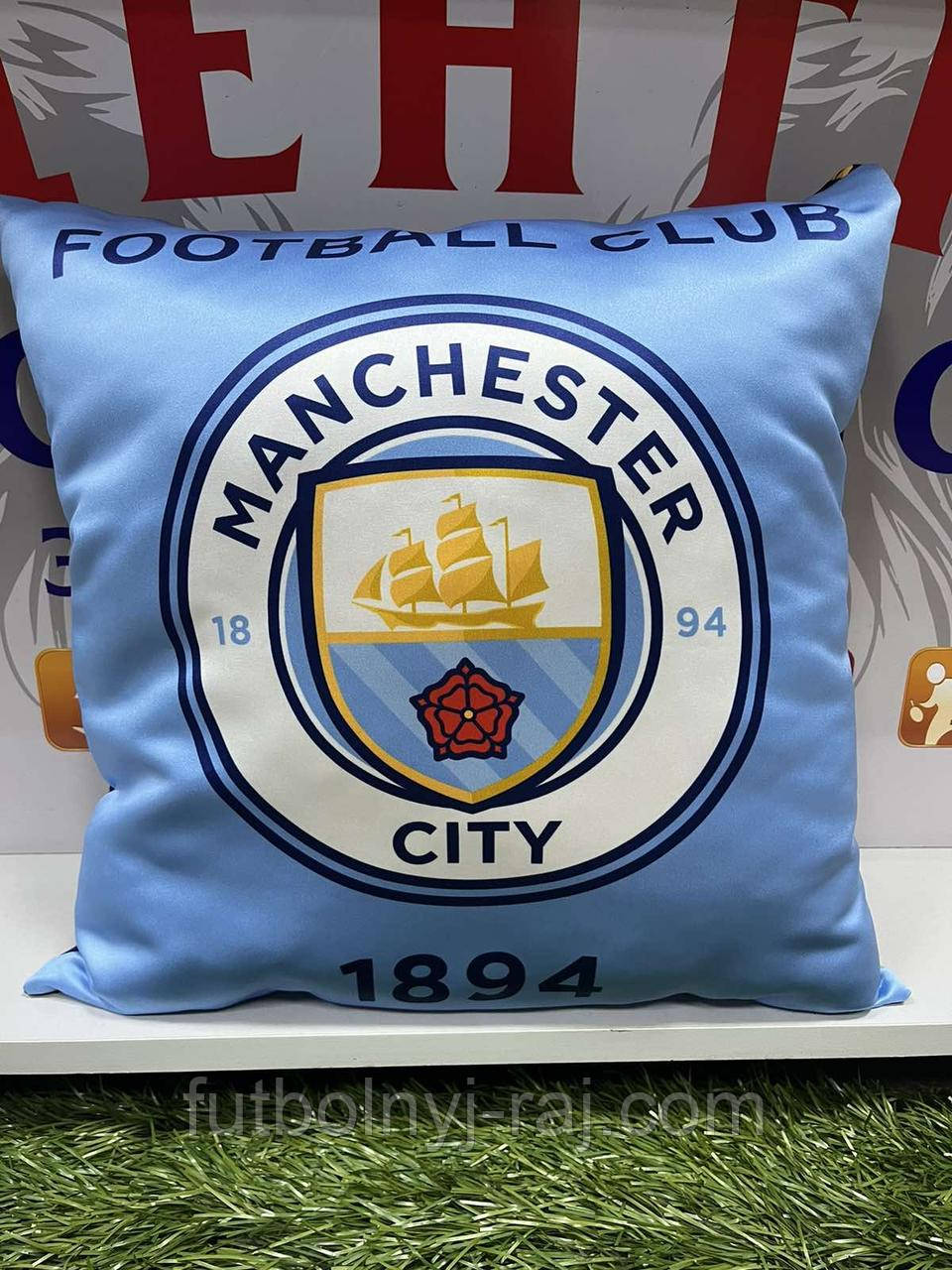 Подушка Manchester City.