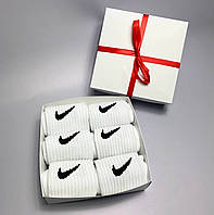Модный набор носков парням Nike на 6 пар 41-45 р белые и трикотажные однотонные демисезонные и стильные