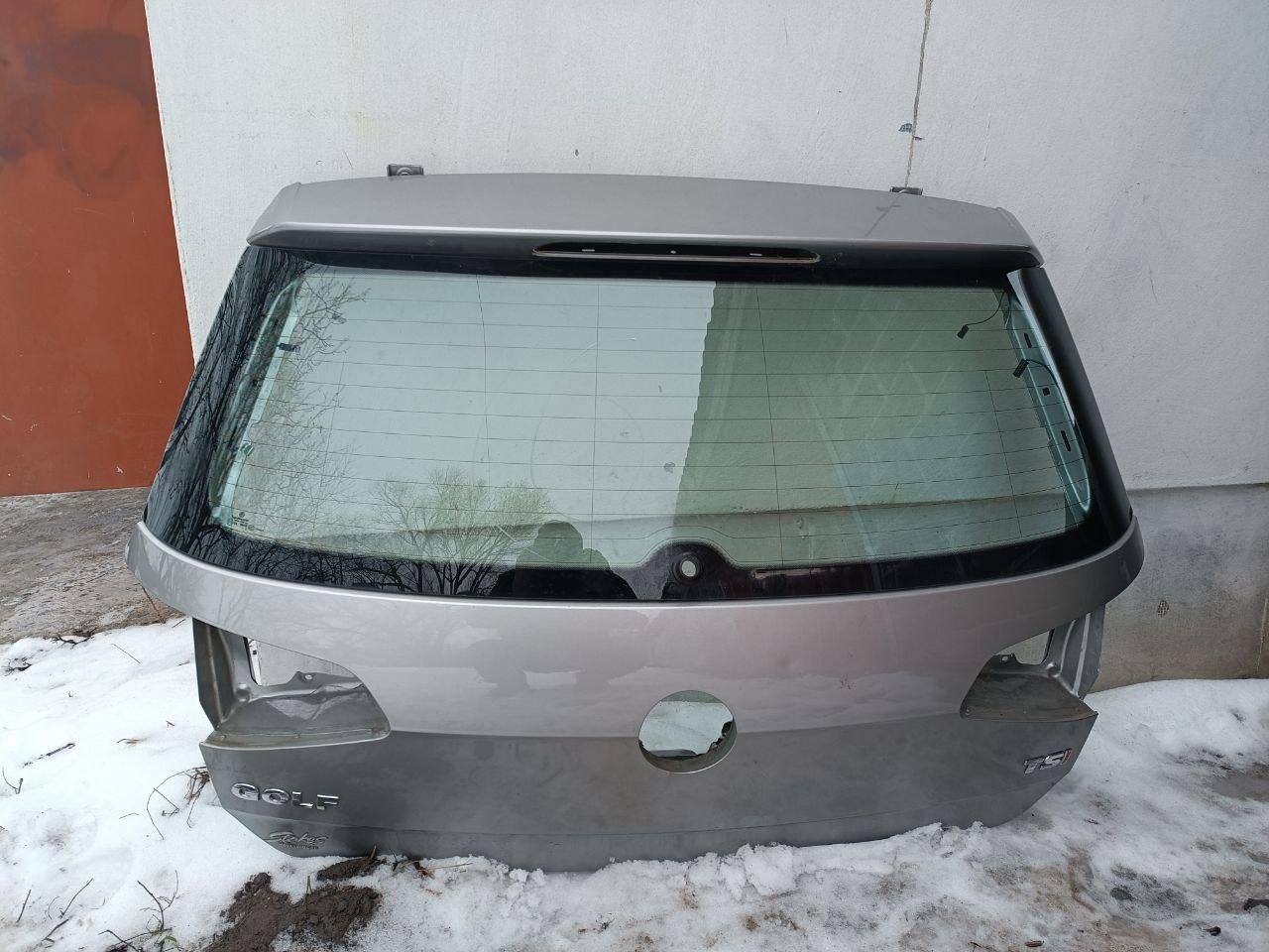 Кришка багажника volkswagen golf 7  колір ( ld7w)