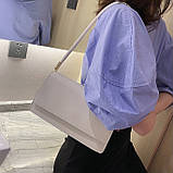 ДЕФЕКТ! Жіноча класична сумка через плече клатч на короткій ручці багет біла, фото 7