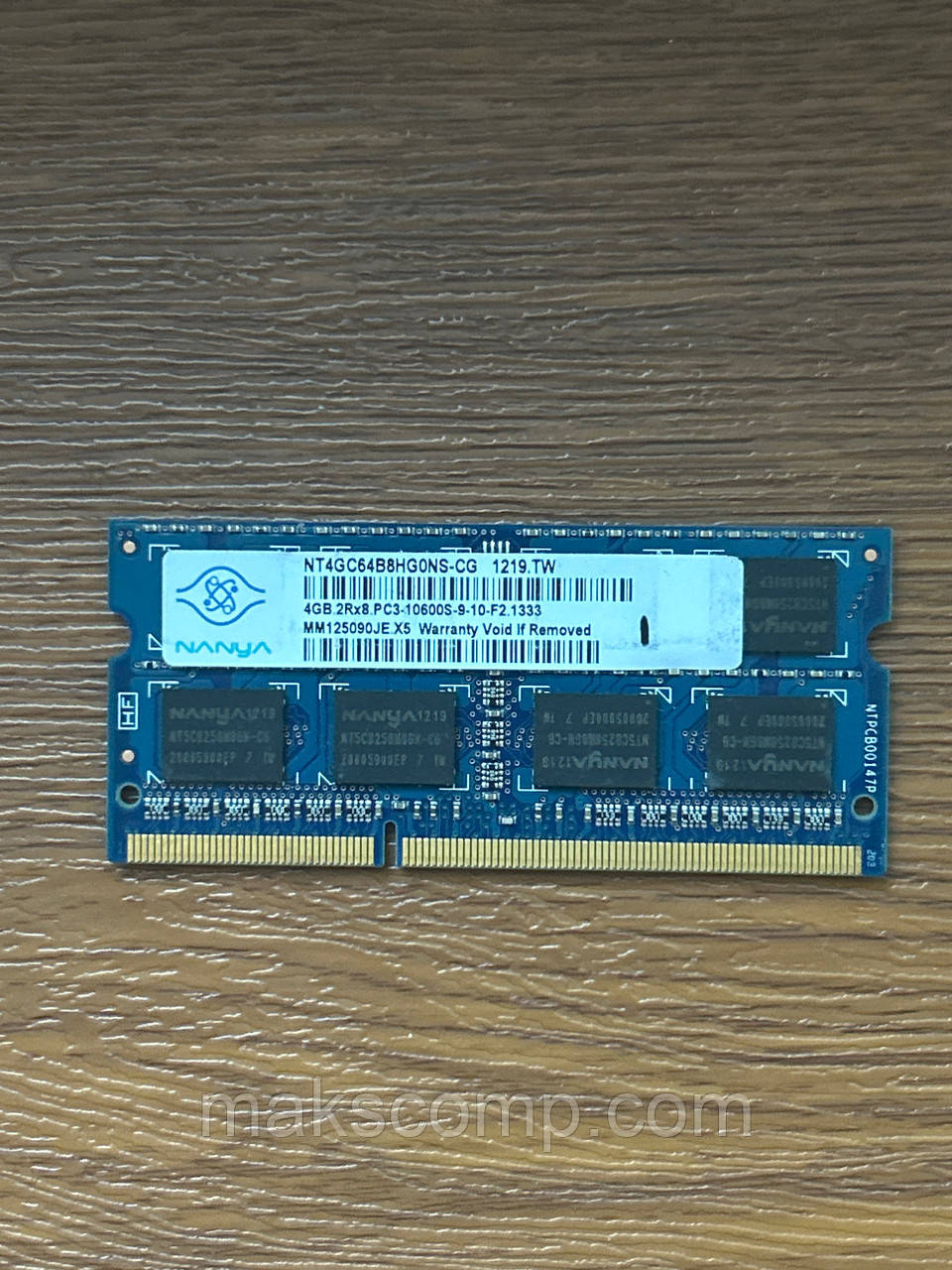 Пам'ять NANYA 4Gb So-DIMM PC3-10600S DDR3-1333 1.5v NT4GC64B8HG0NS