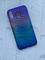 Силиконовый чехол для Samsung M20 Ромбы выпуклые. Фиолетово-синий