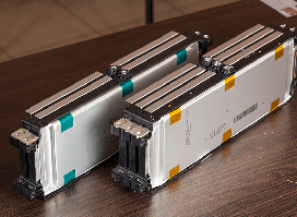 Акумулятор пакетний елемент Li-NMC 3.7V 5C 60Ah 300A 1шт