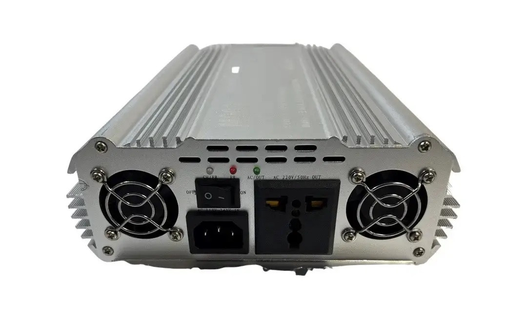 Інвертор 12V в 220V ProFix 2000W (макс.4000W) з зарядкою