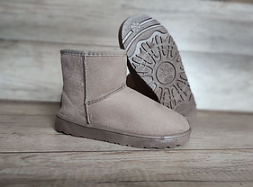 Бежевые зимние угги UGG низкие эко - ЗАМША женские теплые короткие (h=16 см) полусапожки ботиночки, фото 3