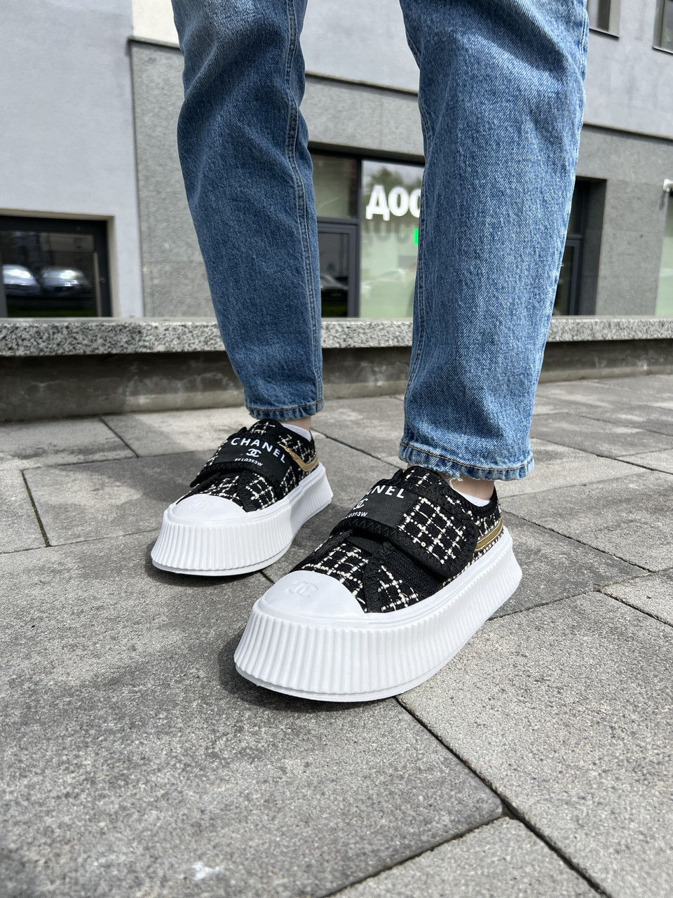 Chanel Sneakers Black/White