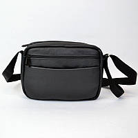 Стильная мужская сумка-мессенджер из натуральной кожи флотар, черного цвета.