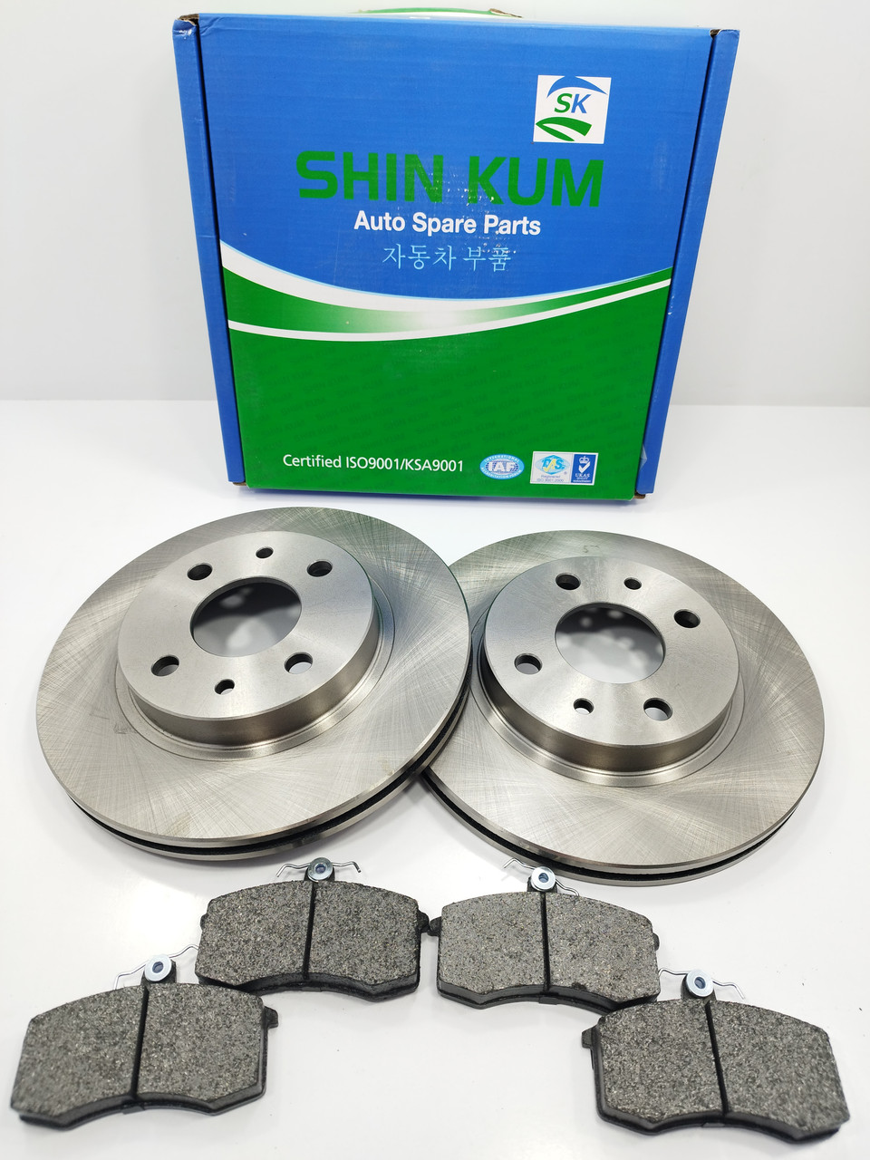 Диск гальмівний передній (к-т 2 шт.+колодки) ВАЗ 2110-12 R13 SHIN KUM Корея