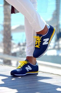 Жіноче взуття New Balance (осінь, зима)