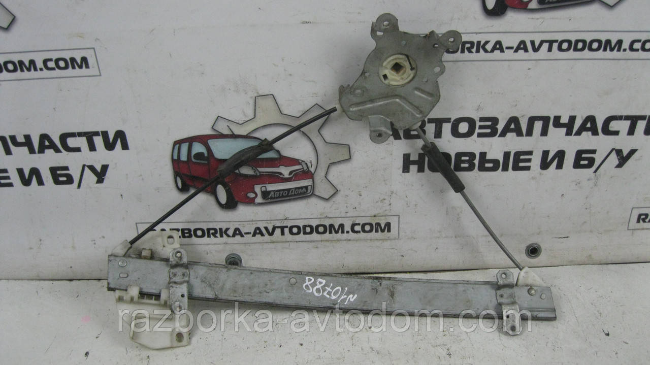 Склопідіймач задній правий (механічний) Mitsubishi Colt 4 (1991-1996) OE:MB574764