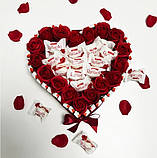 Подарунковий набір солодощів з трояндами для дружини, коханої, мами, дівчині  до дня народження, фото 4