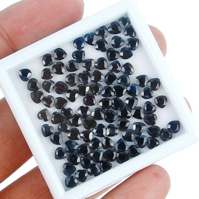 Сапфір ограновування серце 4.05 - 4.18 mm