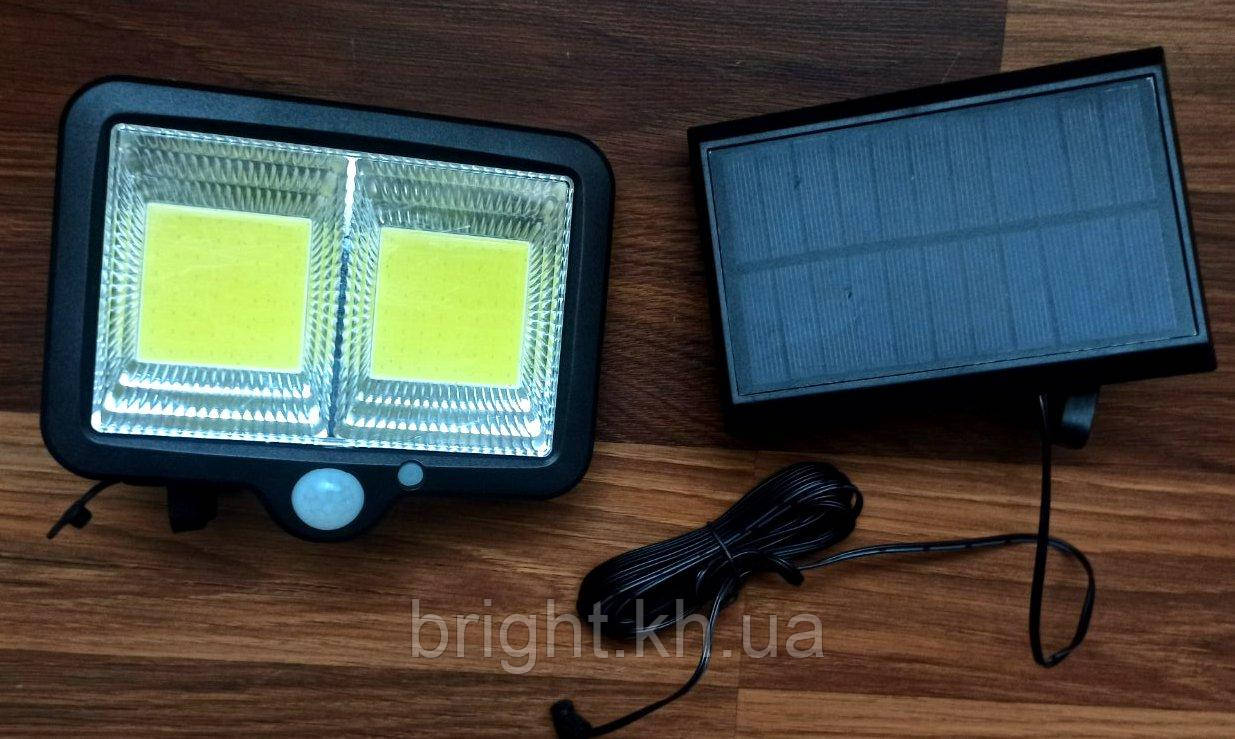 Світильник із сонячною панеллю та датчиком руху Separate Solar Wall Lamp FL-1750-2, фото 1