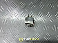 Ручка рычаг открытия открывания капота B01A56720B на Mazda 323 BA, 323F 1994-1998 год