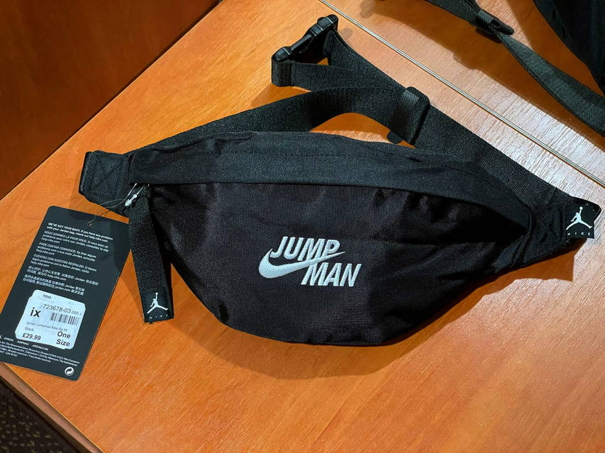 Harga waist bag nike original 2025