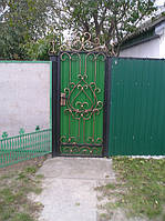 Двери с художественной ковкой и металлопрофилем 10